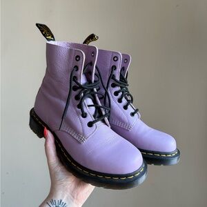 Dr. Martens Lavender 1460 Pascal Virginia Soft Leather Size 8 Women’s Boots